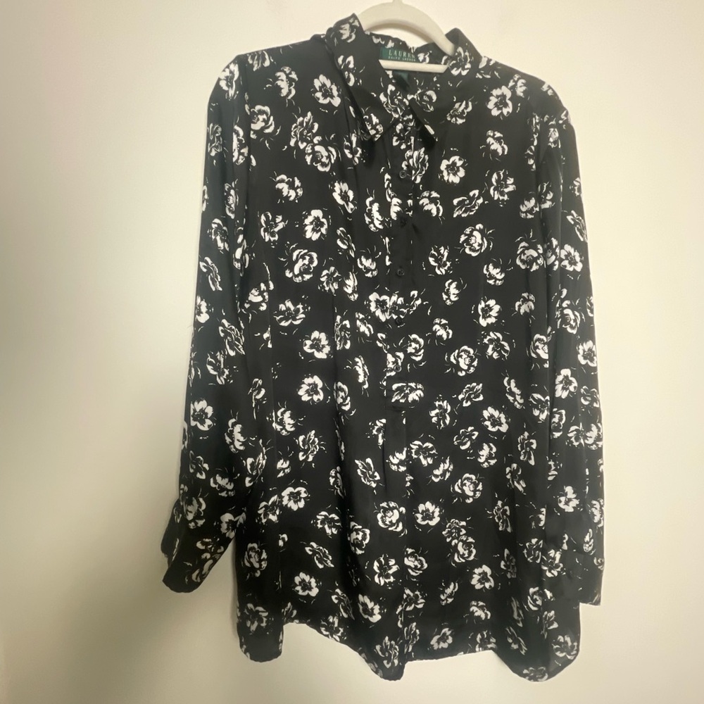 Lauren Ralph Lauren black half button up with white roses in 2xl